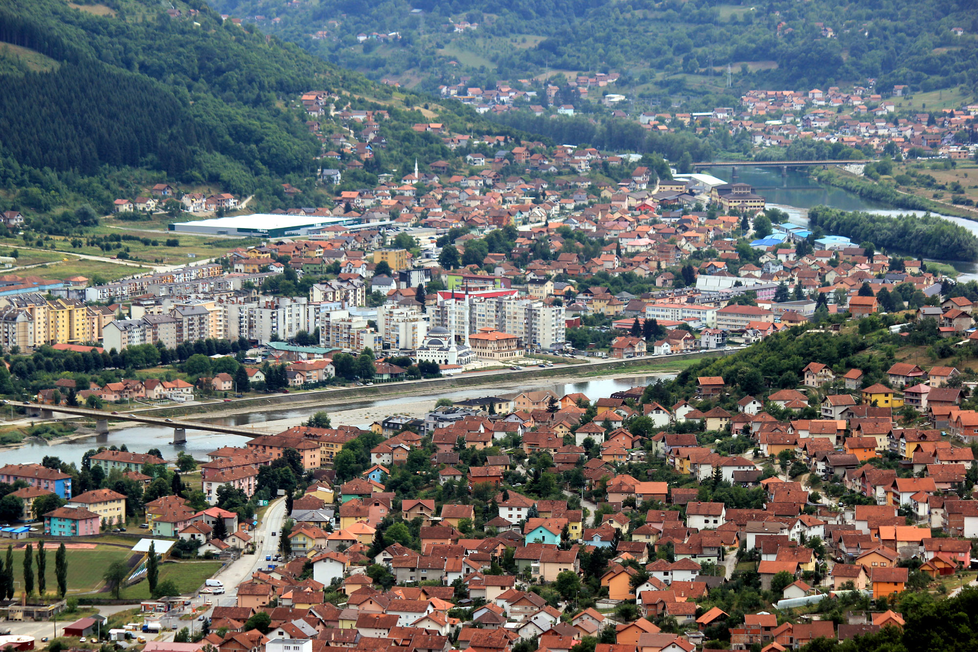 Goražde (Горажде) (Photo license CC-BY-SA 3.0)